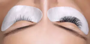 How to Take Lash Extensions Off